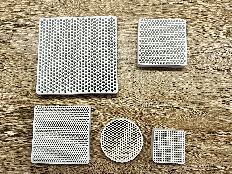 Honeycomb extruded ceramic filter for filtration of Ductile iron, gray cast iron, aluminum