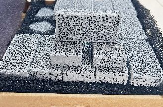 Inspection of SIC ceramic foam filters for Iron filtration